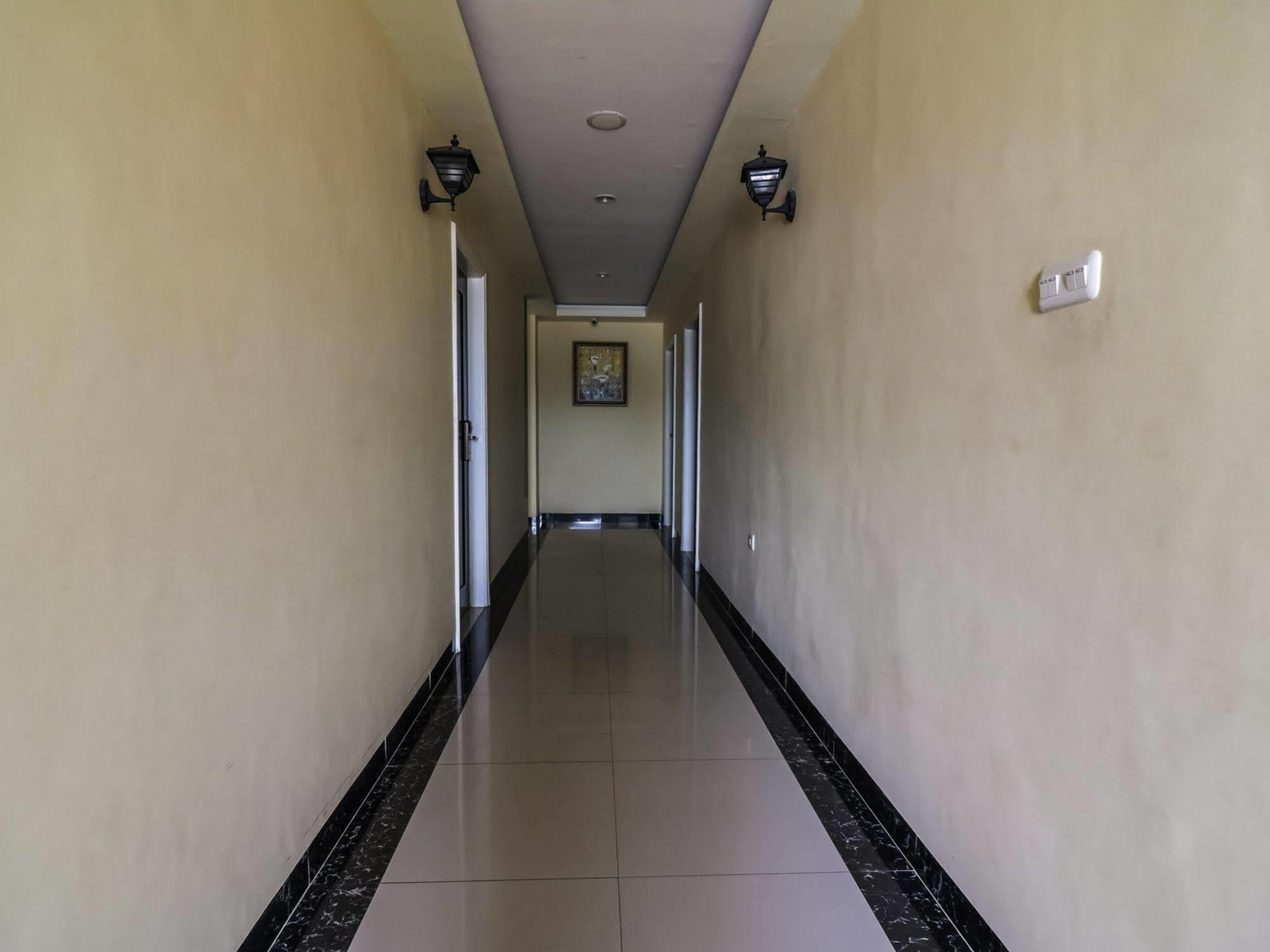 Nida Rooms Makassar Town Square Exterior foto